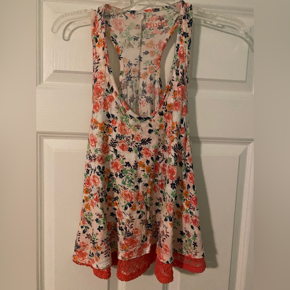 Mudd Women's Tank Top Coral Multicolored Flowers Racerback Scoop V-Neck - Small